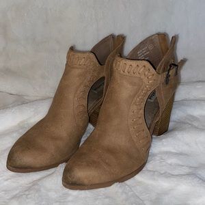 Not Rated ankle boots. Sz 10